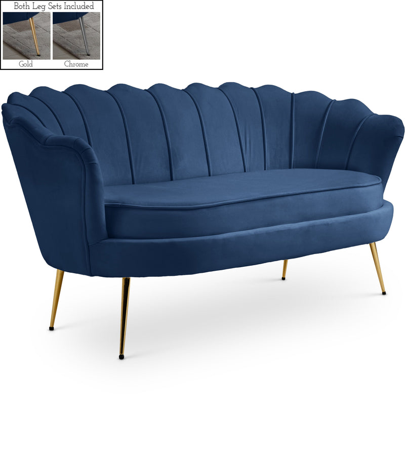 Gardenia - Loveseat